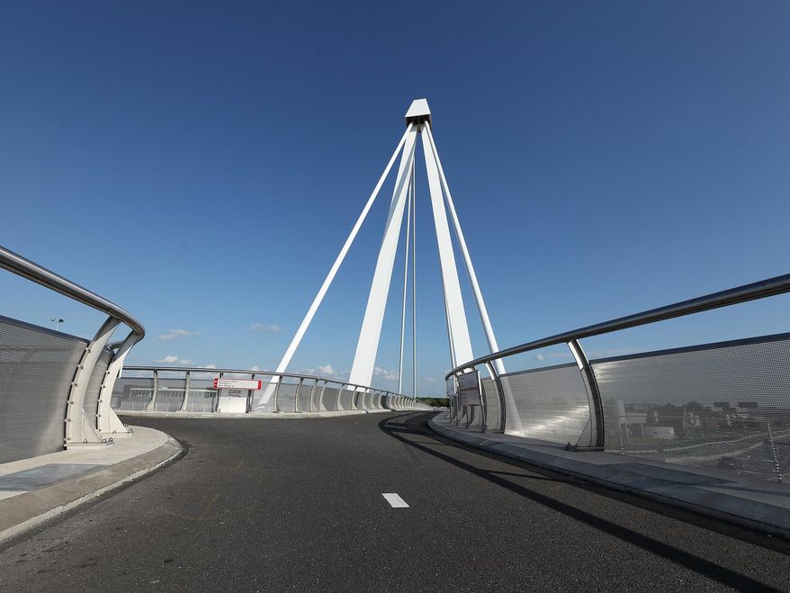 Fahrradbruecke1