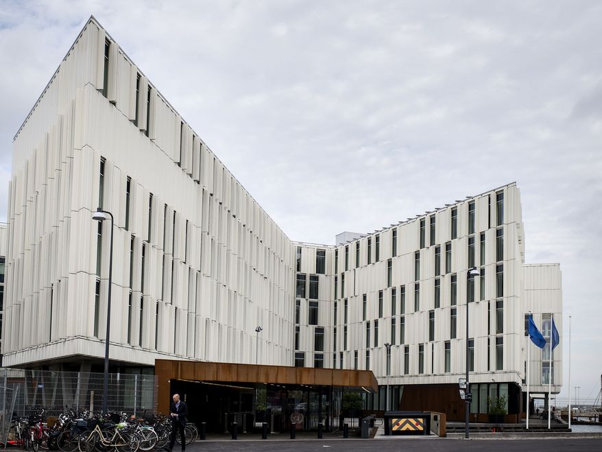 Torkil_Adsersen-Perfox_UN_City-COLOR_10